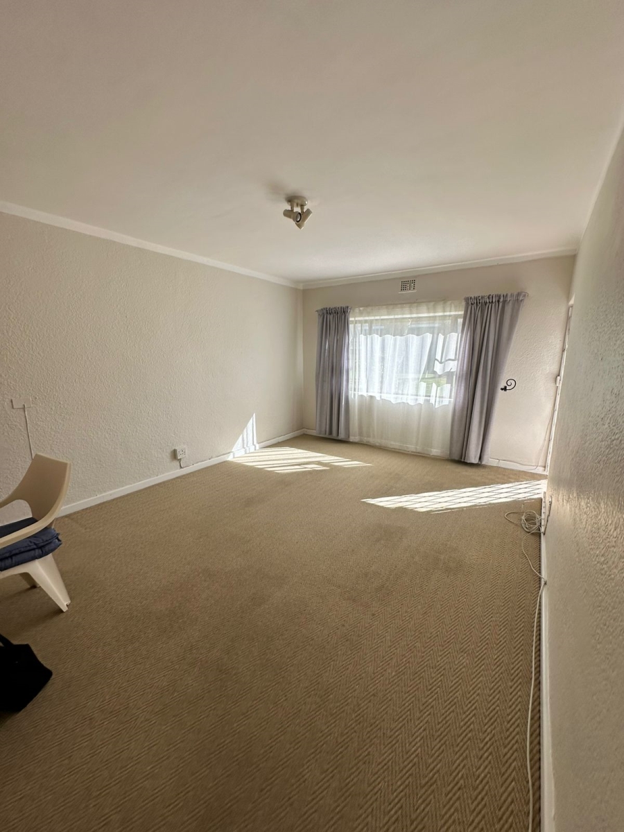 To Let 1 Bedroom Property for Rent in Kenilworth Western Cape